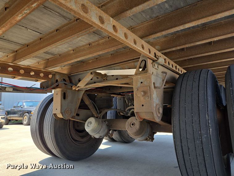 image for item EF1852 2006 Stroughton AVW-535T-S-C-AR dry van trailer