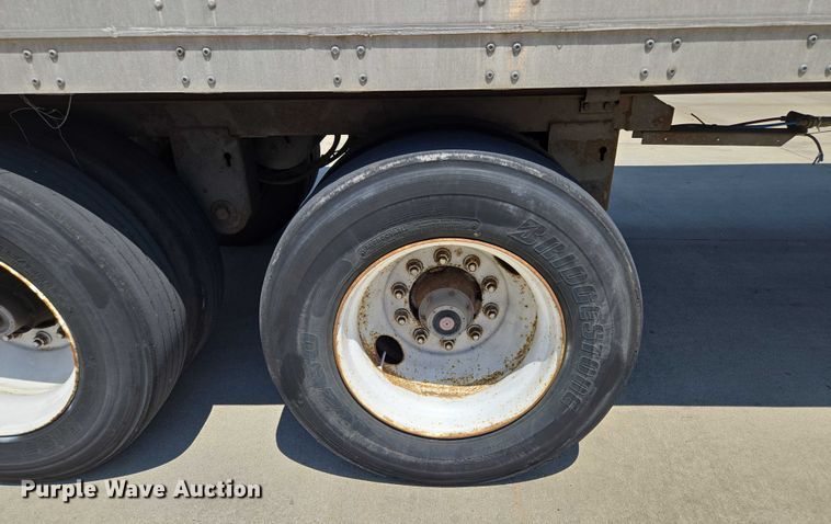 image for item EF1852 2006 Stroughton AVW-535T-S-C-AR dry van trailer