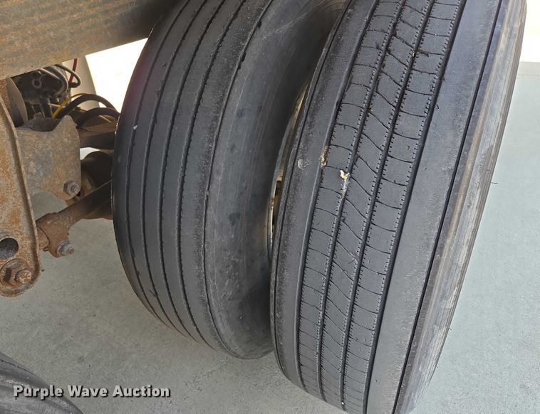 image for item EF1905 2012 Dorsey dry van trailer