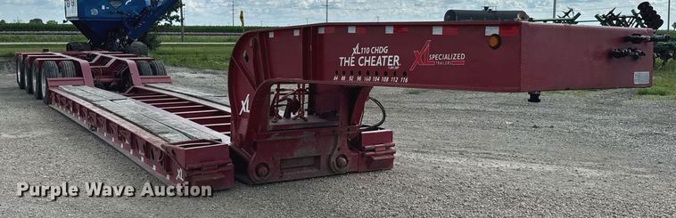 image for item EF2105 2006 XL Specialized XL 110 CHDG lowboy equipment trailer