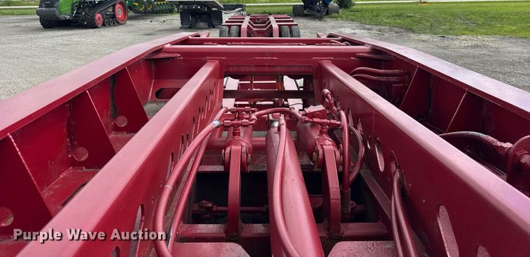 image for item EF2105 2006 XL Specialized XL 110 CHDG lowboy equipment trailer