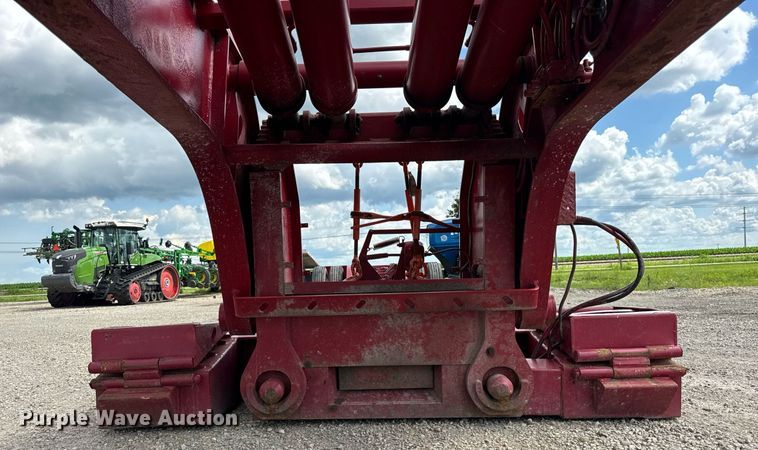 image for item EF2105 2006 XL Specialized XL 110 CHDG lowboy equipment trailer