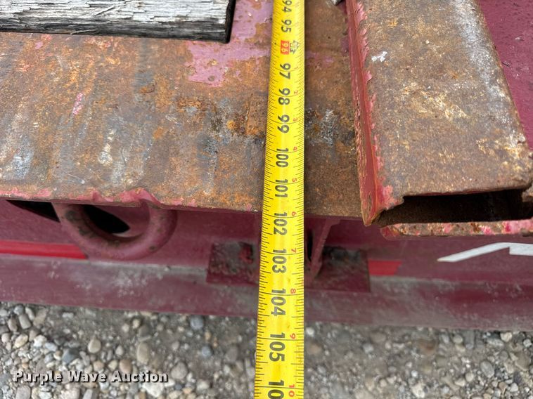 image for item EF2105 2006 XL Specialized XL 110 CHDG lowboy equipment trailer