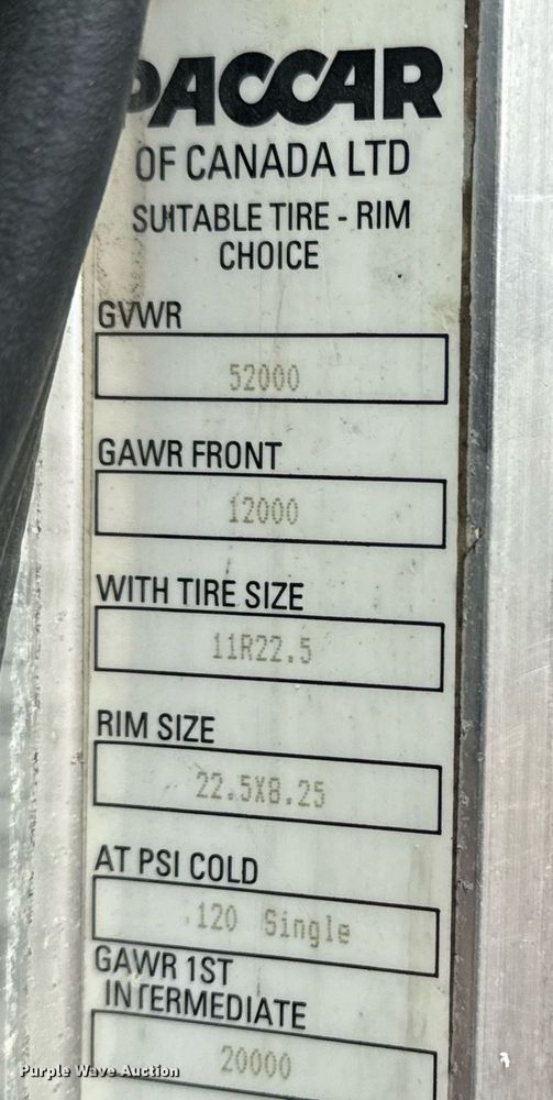 image for item EG5787 2011 Peterbilt 348 tow truck