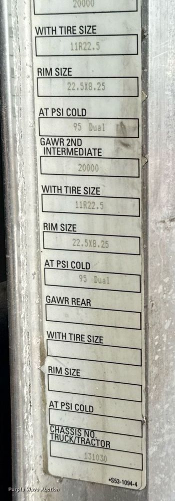 image for item EG5787 2011 Peterbilt 348 tow truck