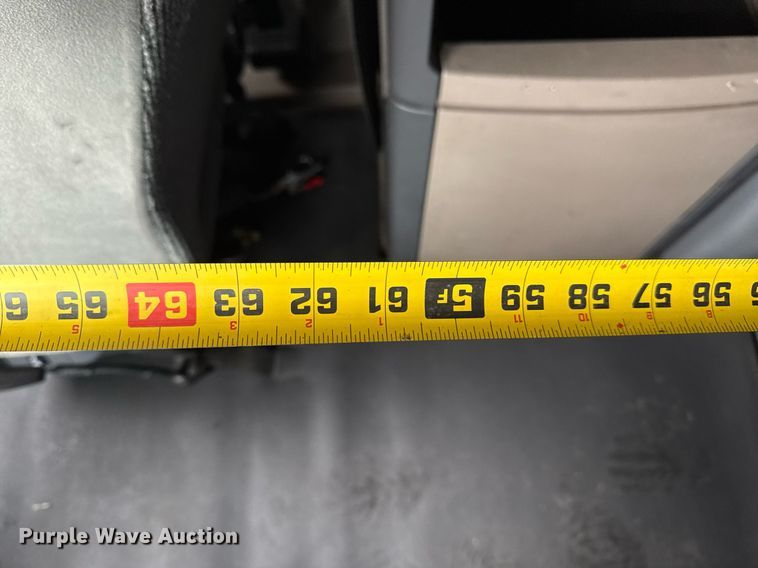 image for item EG5865 2012 Freightliner Cascadia semi truck