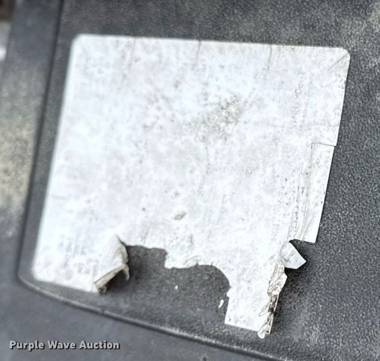 image for item EG5865 2012 Freightliner Cascadia semi truck