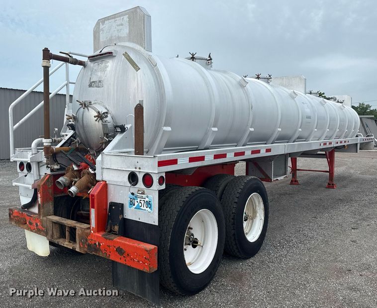 image for item EG6021 2012 Dragon Products LTD. vacuum trailer