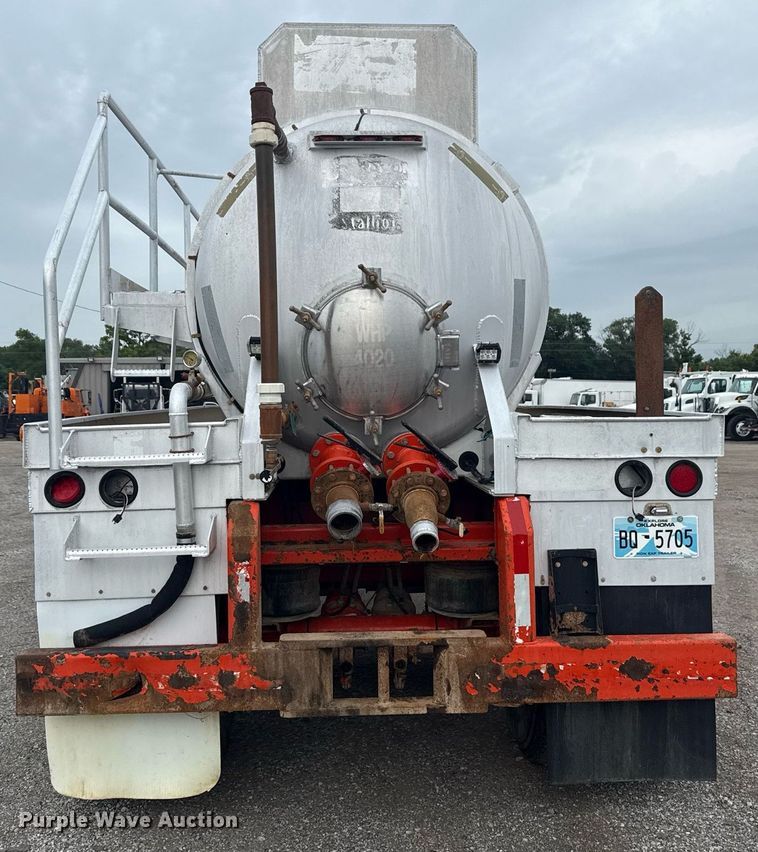 image for item EG6021 2012 Dragon Products LTD. vacuum trailer