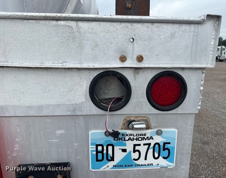 image for item EG6021 2012 Dragon Products LTD. vacuum trailer