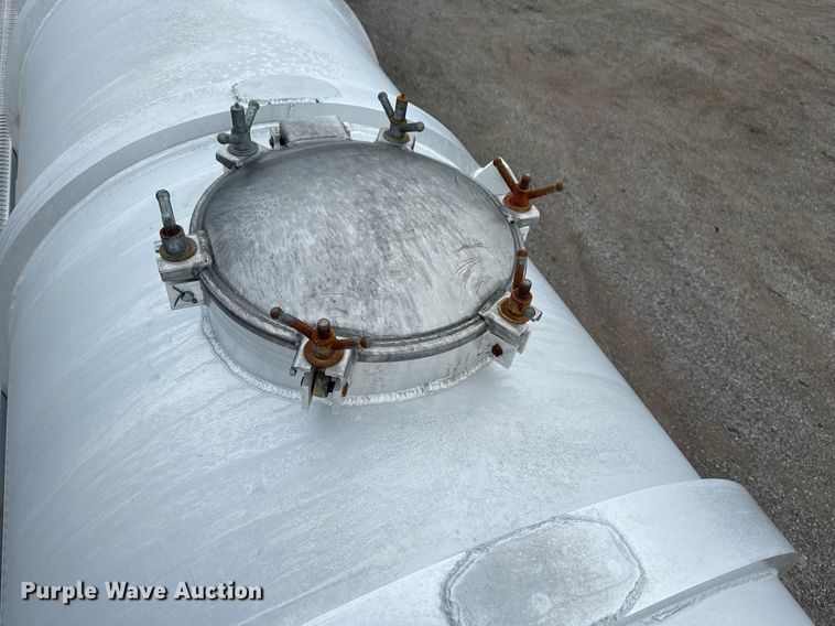 image for item EG6021 2012 Dragon Products LTD. vacuum trailer