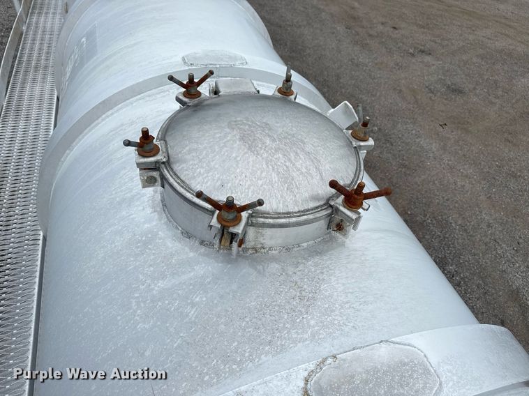 image for item EG6021 2012 Dragon Products LTD. vacuum trailer