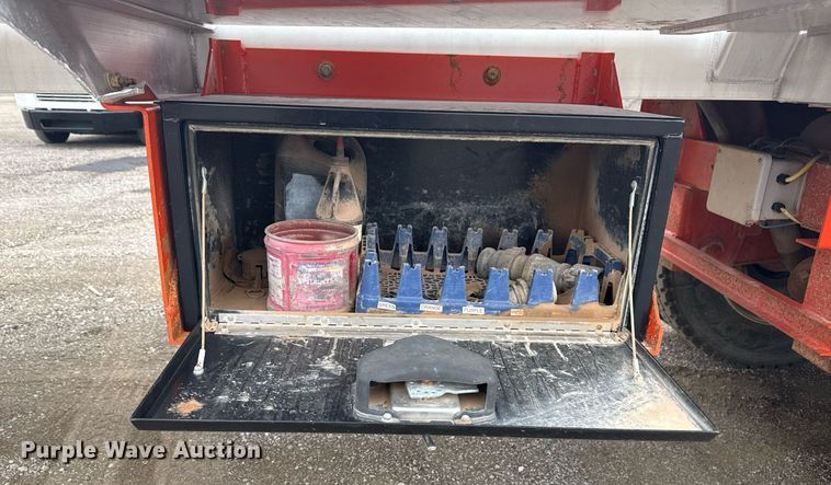 image for item EG6022 2012 Dragon Products LTD. vacuum trailer