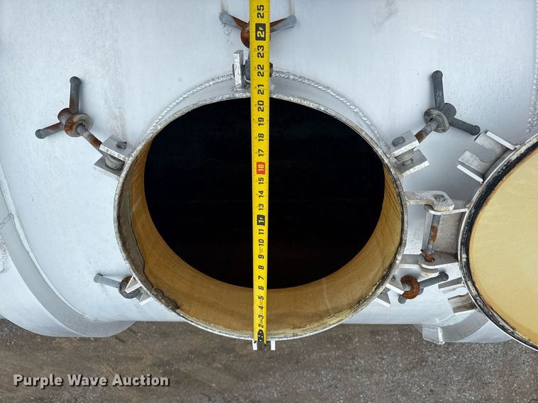 image for item EG6022 2012 Dragon Products LTD. vacuum trailer