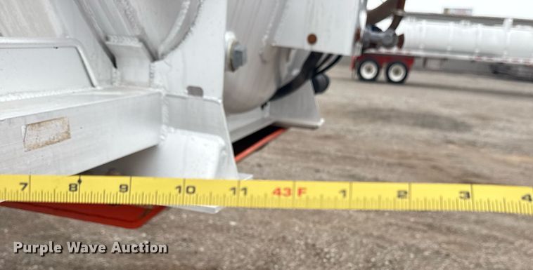 image for item EG6022 2012 Dragon Products LTD. vacuum trailer