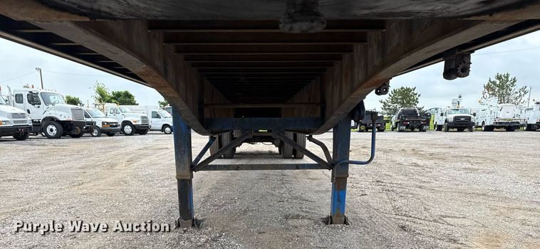 image for item EG6025 2003 Utility trailers  flatbed trailer