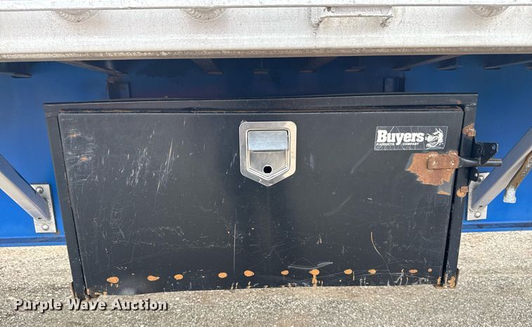 image for item EG6025 2003 Utility trailers  flatbed trailer