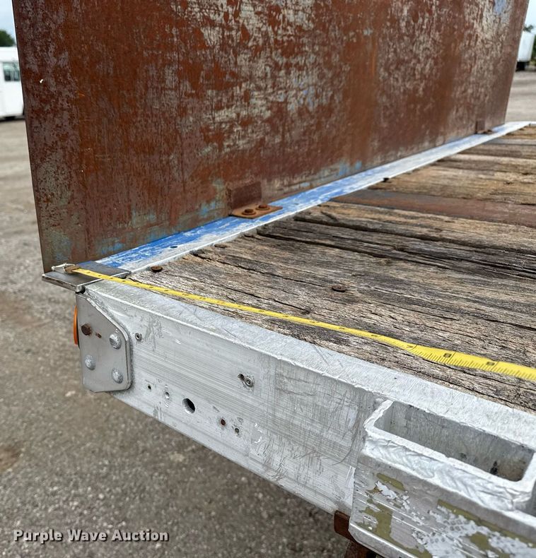 image for item EG6025 2003 Utility trailers  flatbed trailer