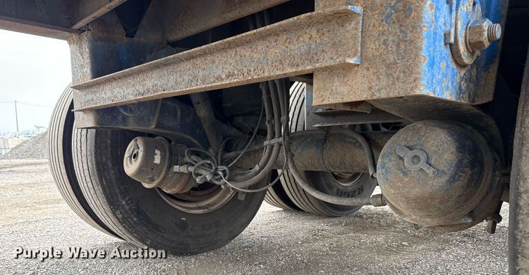 image for item EG6025 2003 Utility trailers  flatbed trailer