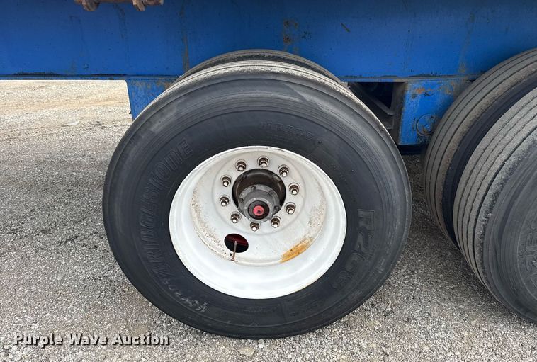 image for item EG6025 2003 Utility trailers  flatbed trailer