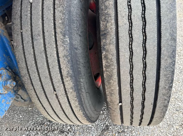 image for item EG6025 2003 Utility trailers  flatbed trailer