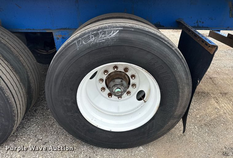 image for item EG6025 2003 Utility trailers  flatbed trailer