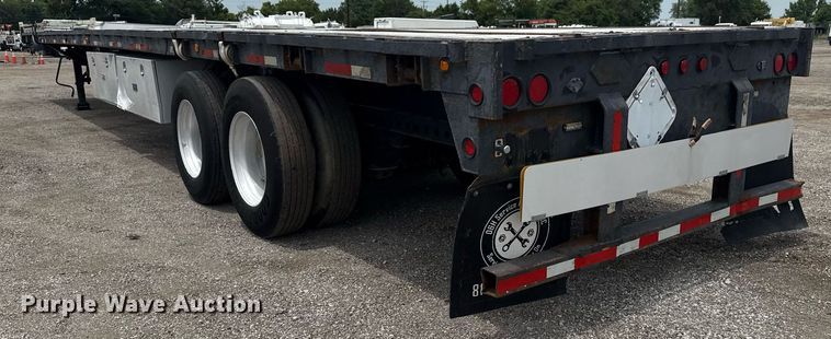 image for item EG6031 2003 Kalyn Siebert flatbed trailer