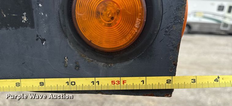 image for item EG6031 2003 Kalyn Siebert flatbed trailer