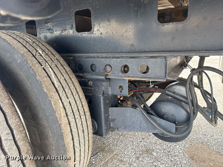 image for item EG6031 2003 Kalyn Siebert flatbed trailer