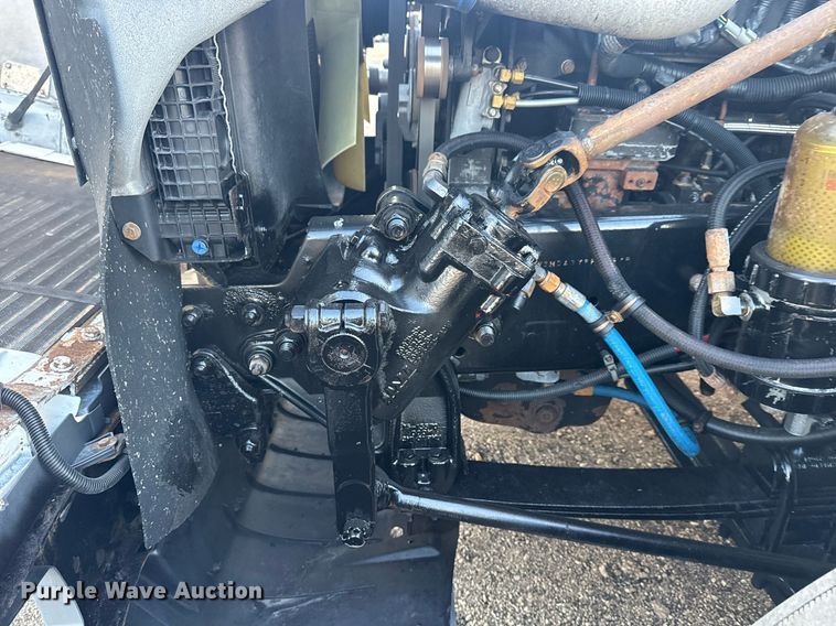 image for item EG6064 2000 Freightliner FLD semi truck