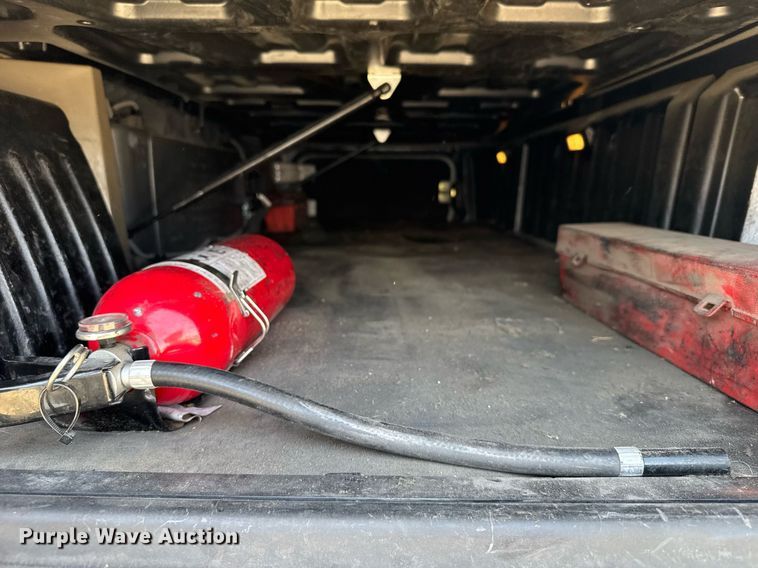 image for item EG6353 2016 Freightliner Cascadia semi truck