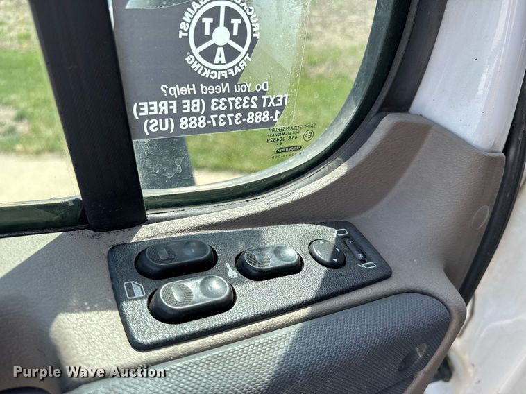 image for item EG6353 2016 Freightliner Cascadia semi truck