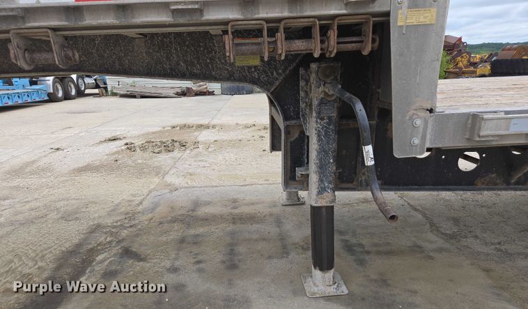 image for item EM2154 2014 Transcraft Deagle II 53x102 drop deck trailer