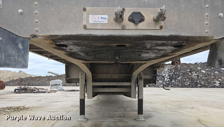 image for item EM2154 2014 Transcraft Deagle II 53x102 drop deck trailer