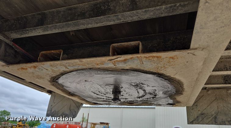 image for item EM2154 2014 Transcraft Deagle II 53x102 drop deck trailer