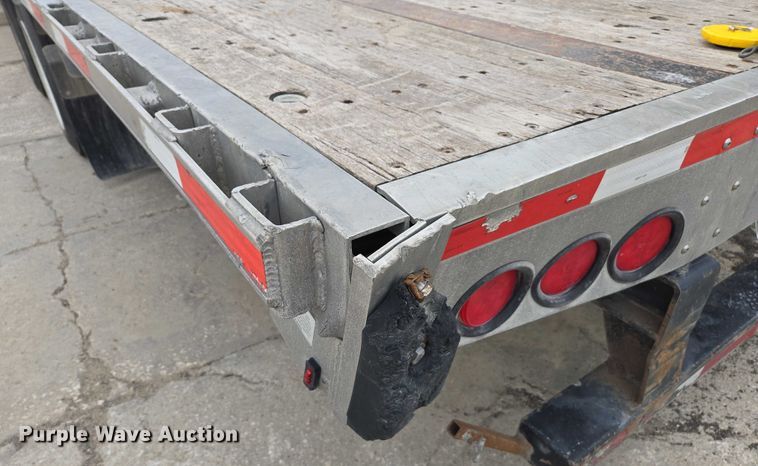 image for item EM2154 2014 Transcraft Deagle II 53x102 drop deck trailer