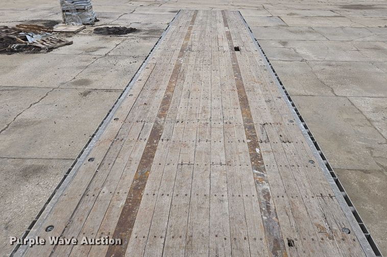 image for item EM2154 2014 Transcraft Deagle II 53x102 drop deck trailer