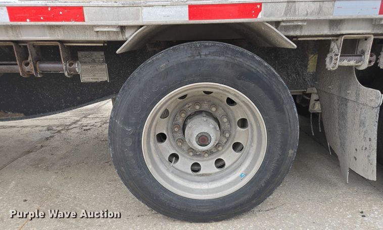 image for item EM2154 2014 Transcraft Deagle II 53x102 drop deck trailer