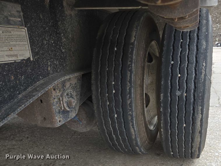 image for item EM2154 2014 Transcraft Deagle II 53x102 drop deck trailer