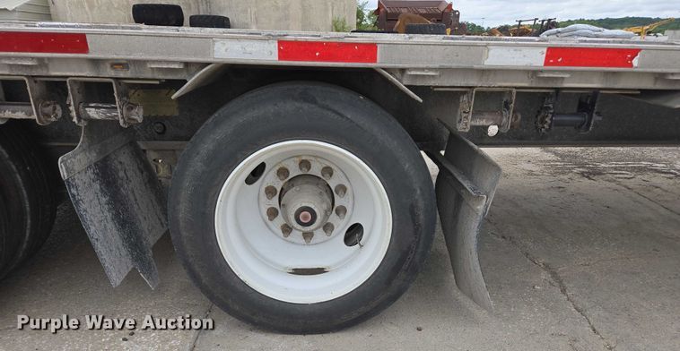 image for item EM2154 2014 Transcraft Deagle II 53x102 drop deck trailer