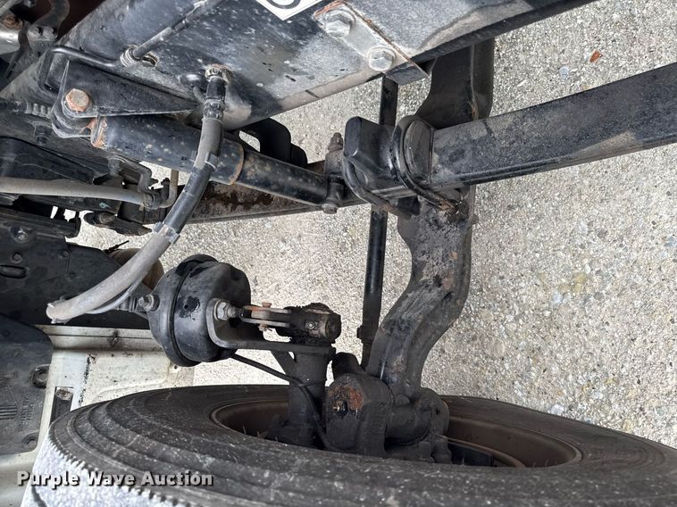 image for item EM2165 2015 Kenworth T880 semi truck