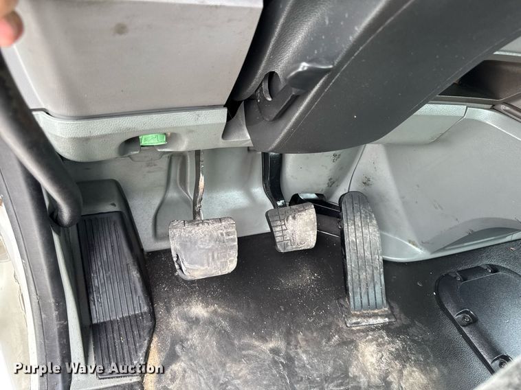 image for item EM2167 2017 Kenworth T880 semi truck