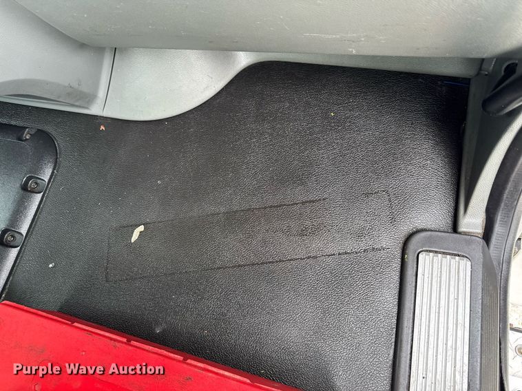 image for item EM2167 2017 Kenworth T880 semi truck