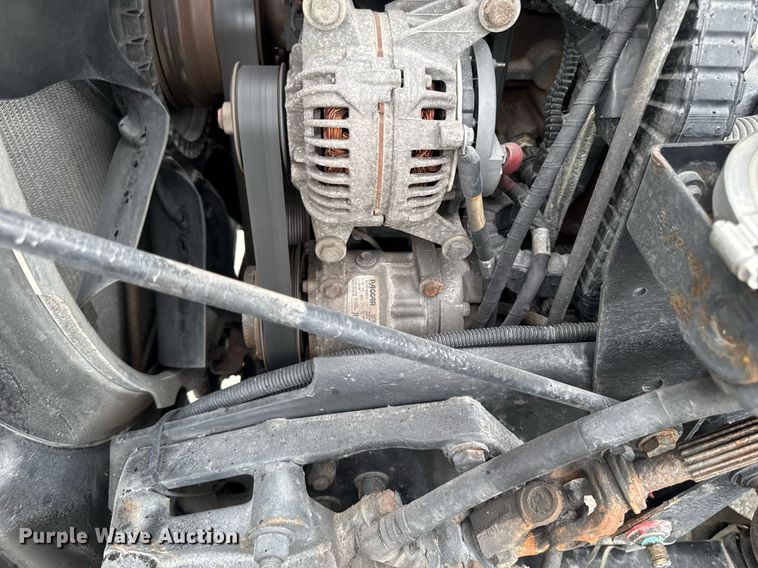 image for item EM2168 2017 Kenworth T880 semi truck