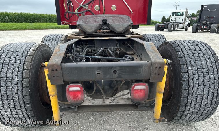 image for item EM2169 1999 International 9300 semi truck