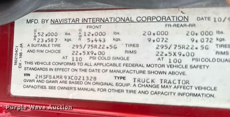 image for item EM2169 1999 International 9300 semi truck