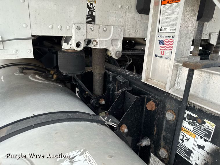 image for item EM2171 2015 Kenworth T880 semi truck