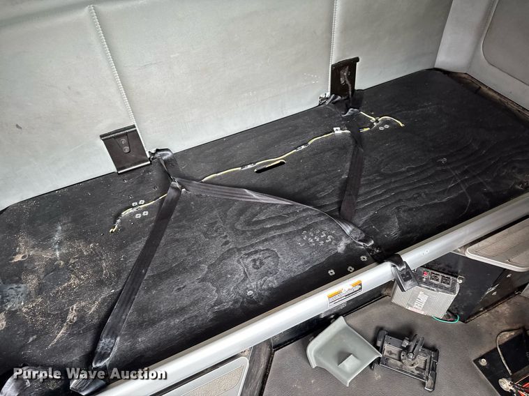 image for item EM2171 2015 Kenworth T880 semi truck