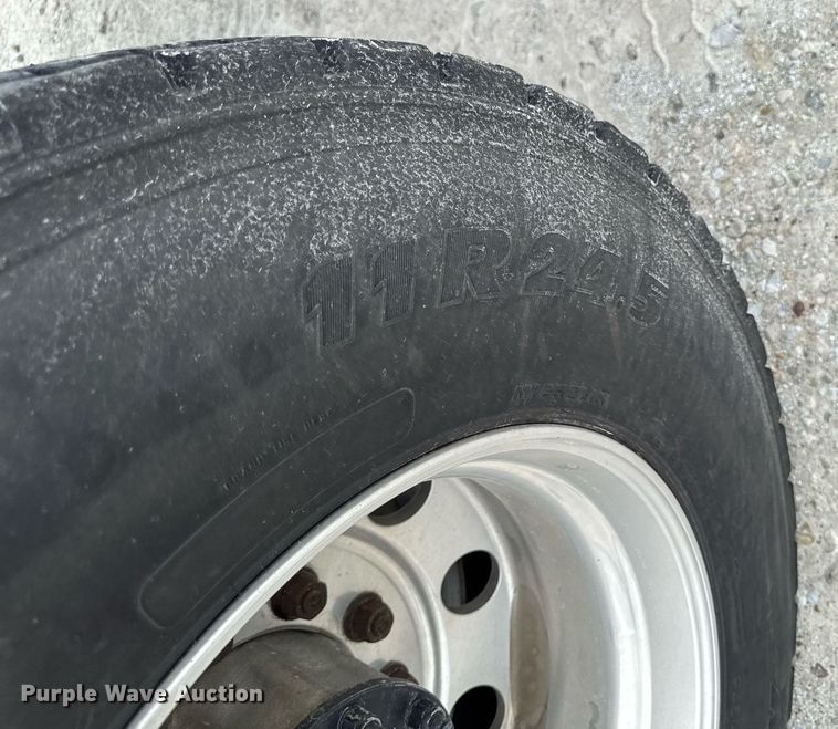 image for item EM2171 2015 Kenworth T880 semi truck