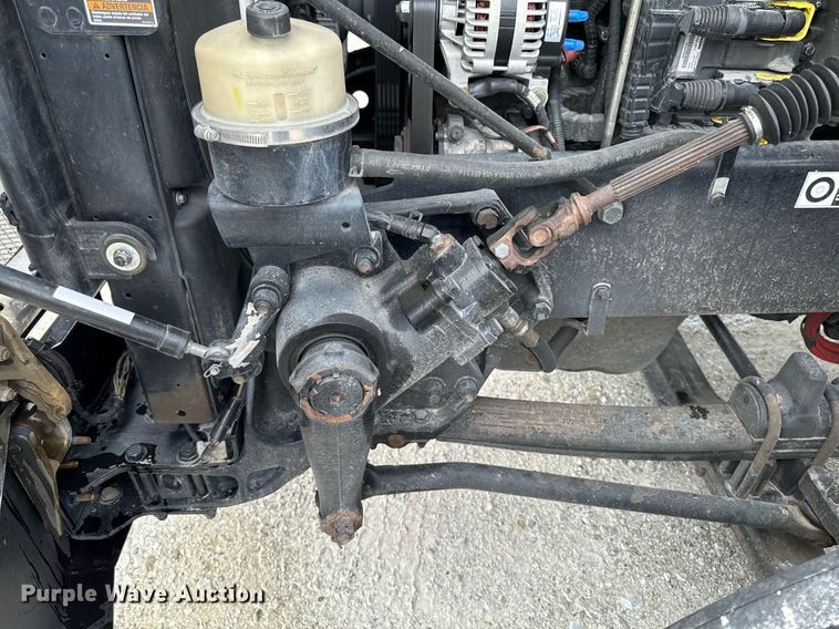 image for item EM2171 2015 Kenworth T880 semi truck